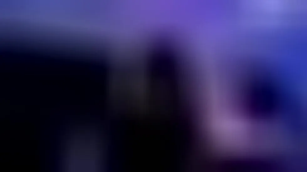 Interprete RavenSkys Video 1