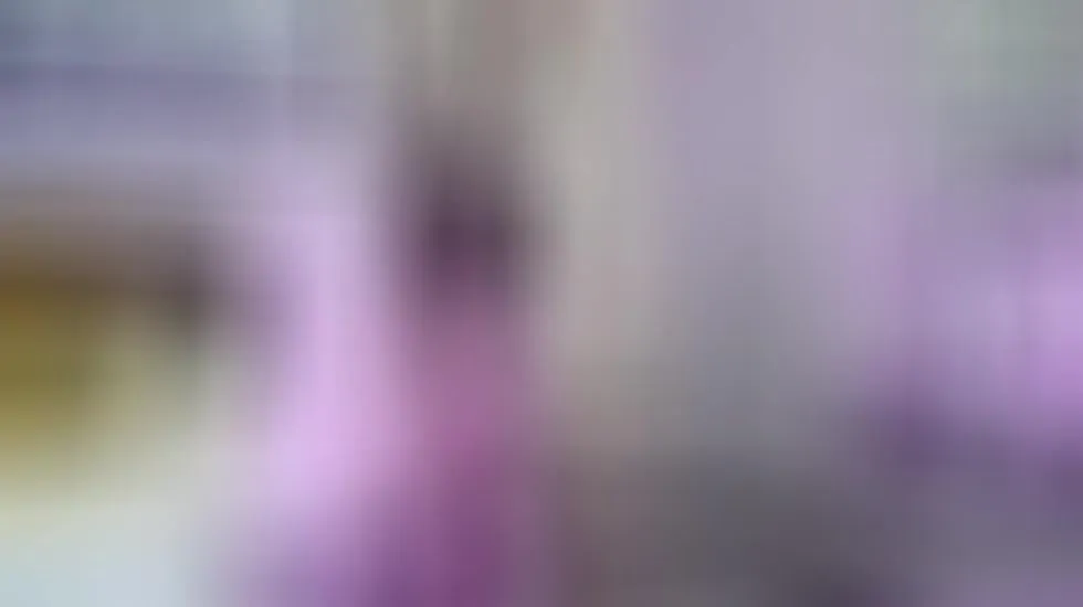 Performer LuxaCole Video 1