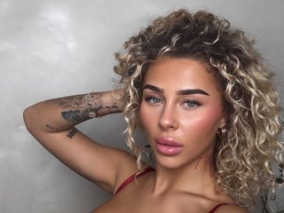 Blondeshavemorefun22 cam model profile picture