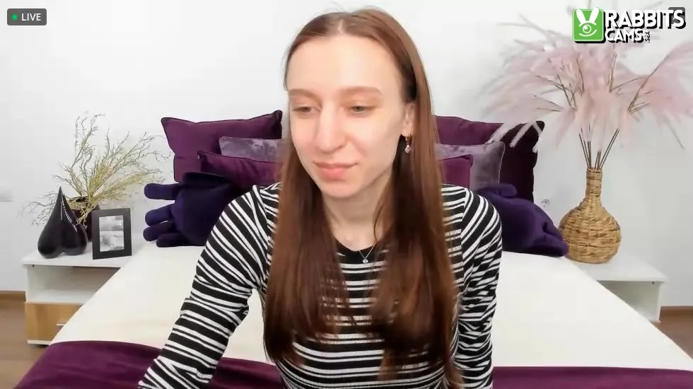 Artista PureEliana Video 1