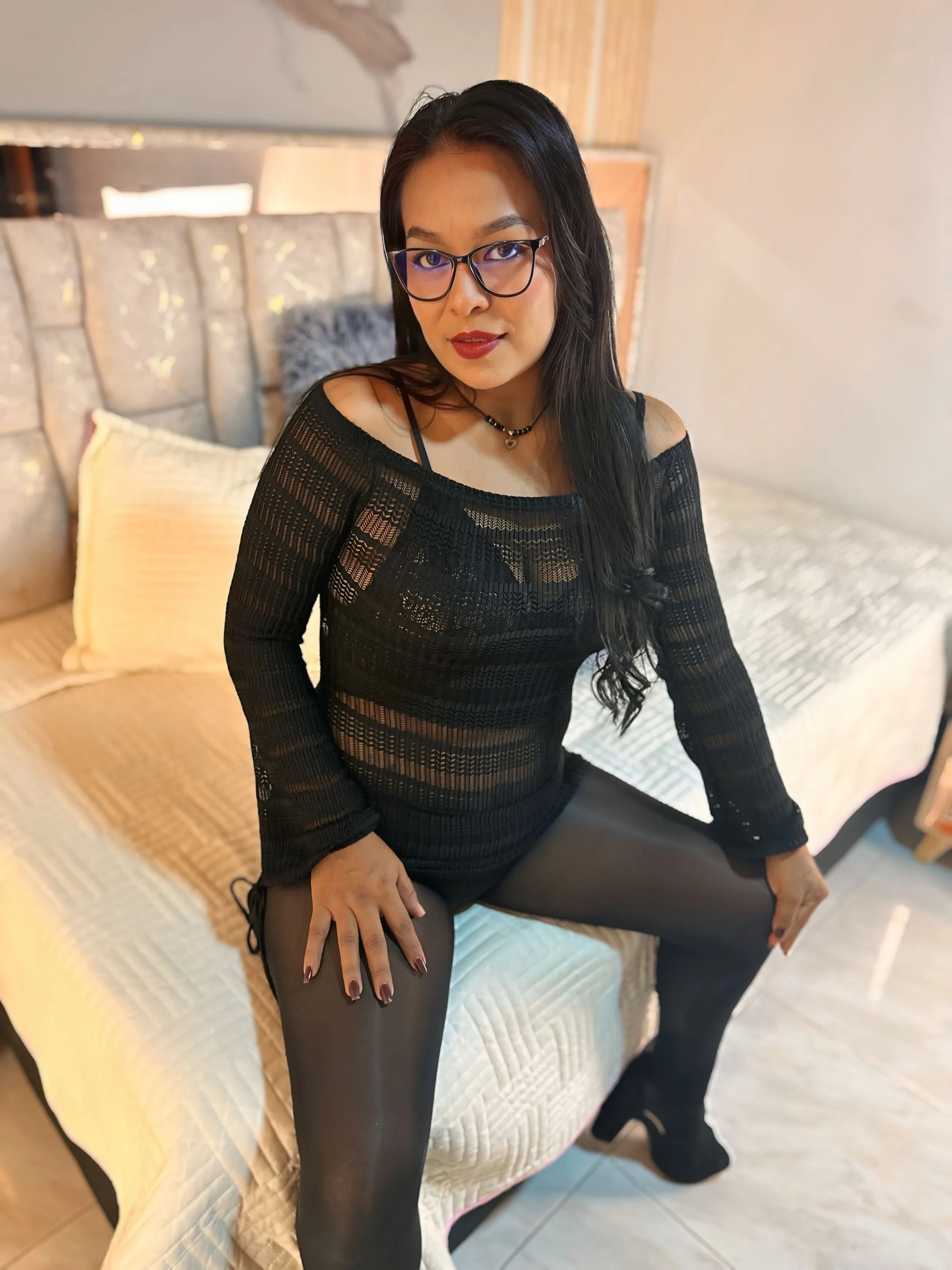 Performer Debora_Mature Photo 2