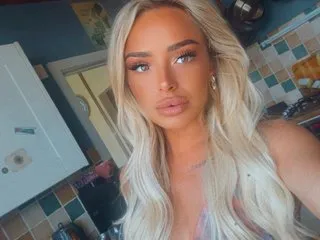 Britishblondeemily96 cam model profile picture