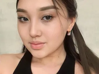 Kally_Mai