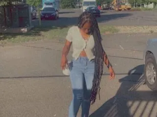 Image de profil du modèle de webcam MysteriousQueenn