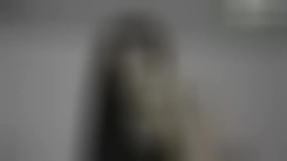 Interprete ADIYNE Video 1