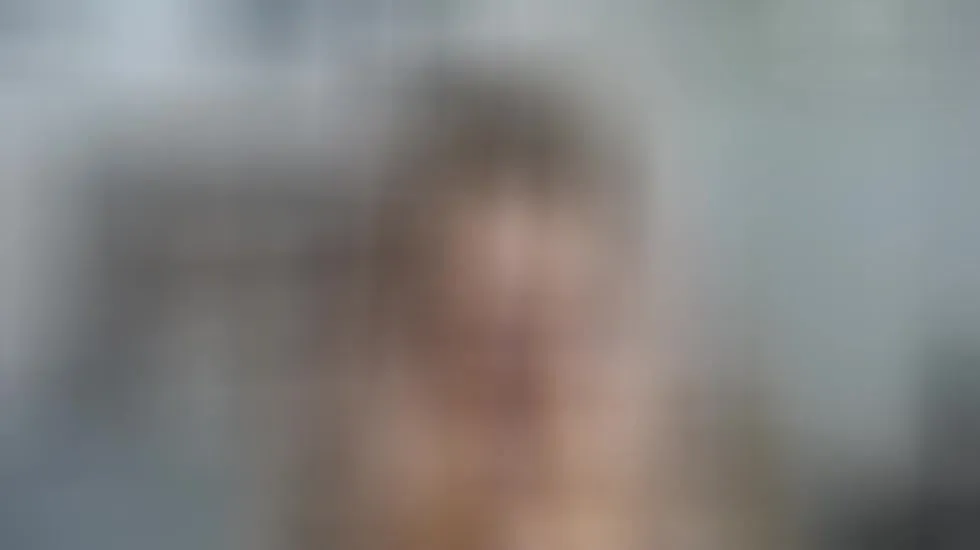 Artiest AprilJakovish Video 1