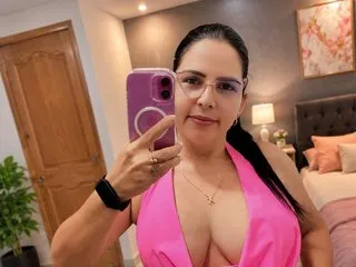 Victoria_Velvet