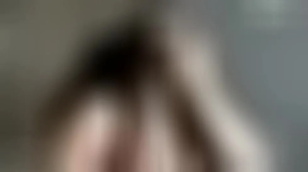 Interprete Isabell_Heat Video 1