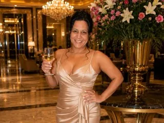 Camil4milf profielfoto van cam model
