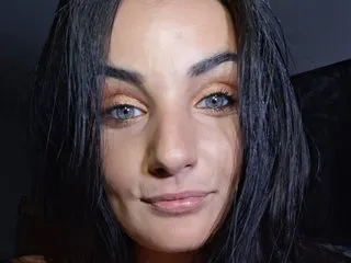 Aly_May00