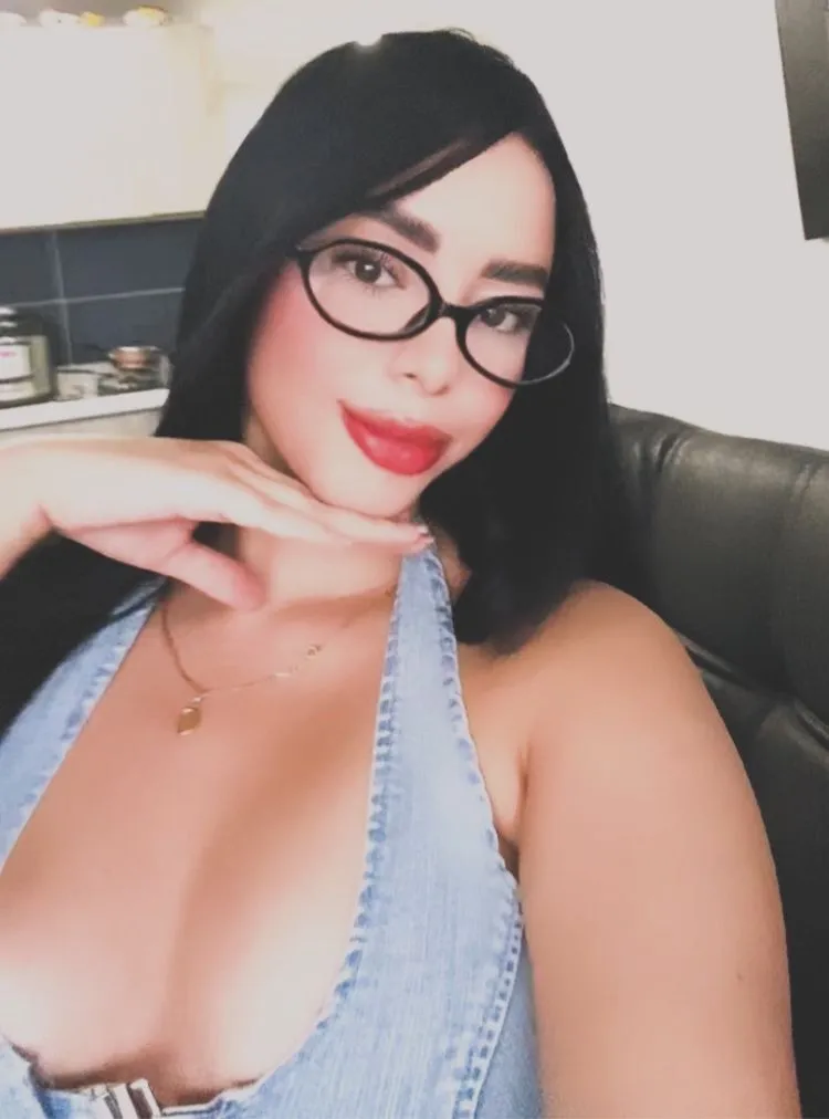 Intérprete KarinaBellucci Foto 11