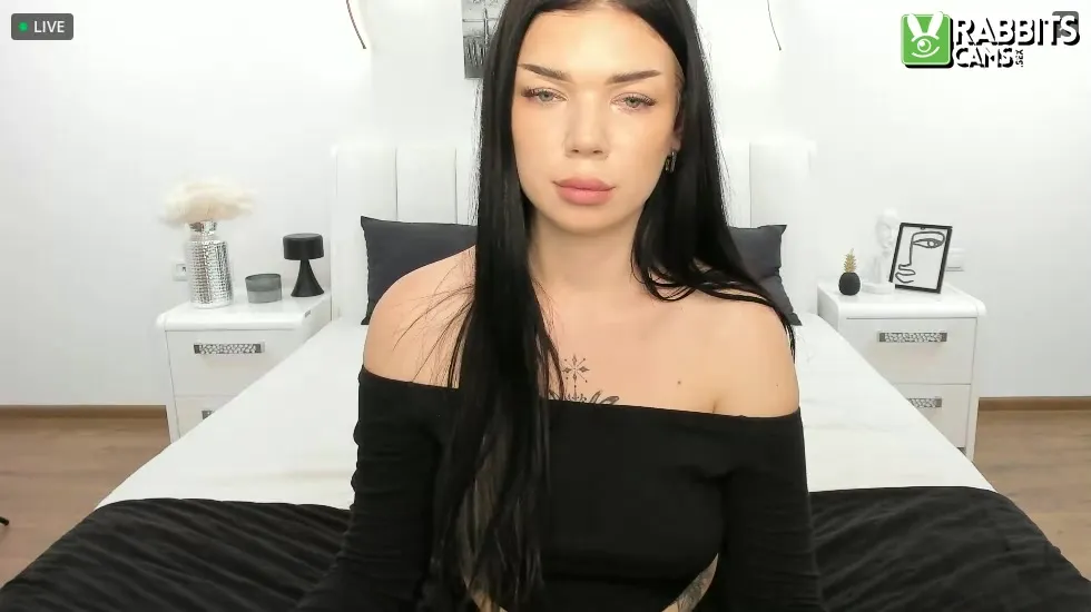 Artiest InnocentRosalie Video 1