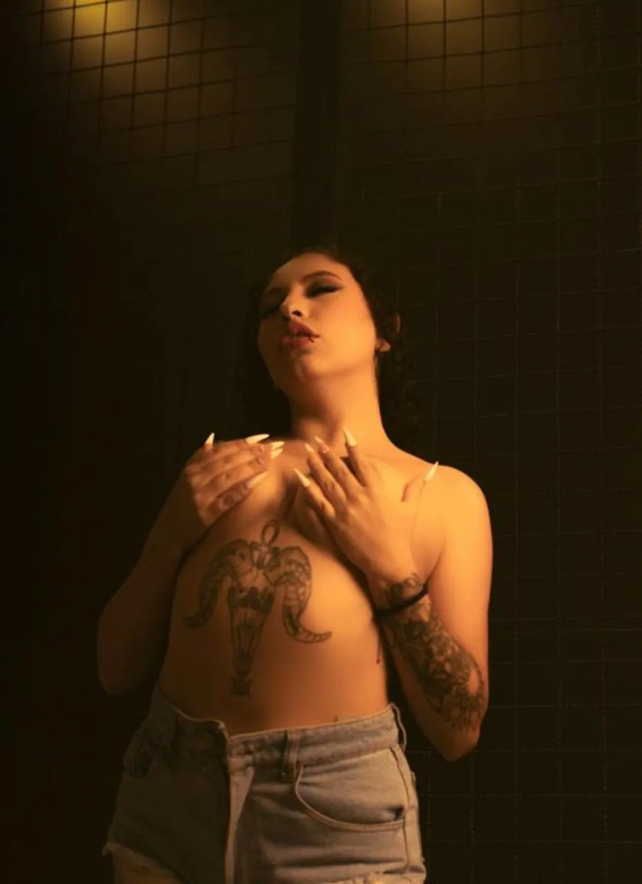 Artista AmaraLux Foto 1