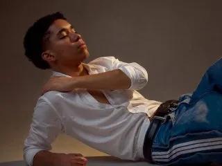 CyrusRoyal
