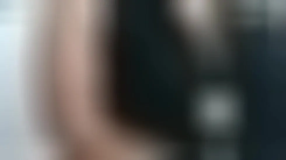 Performer Sofia2608x Video 1