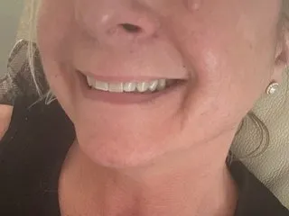 Gina_x