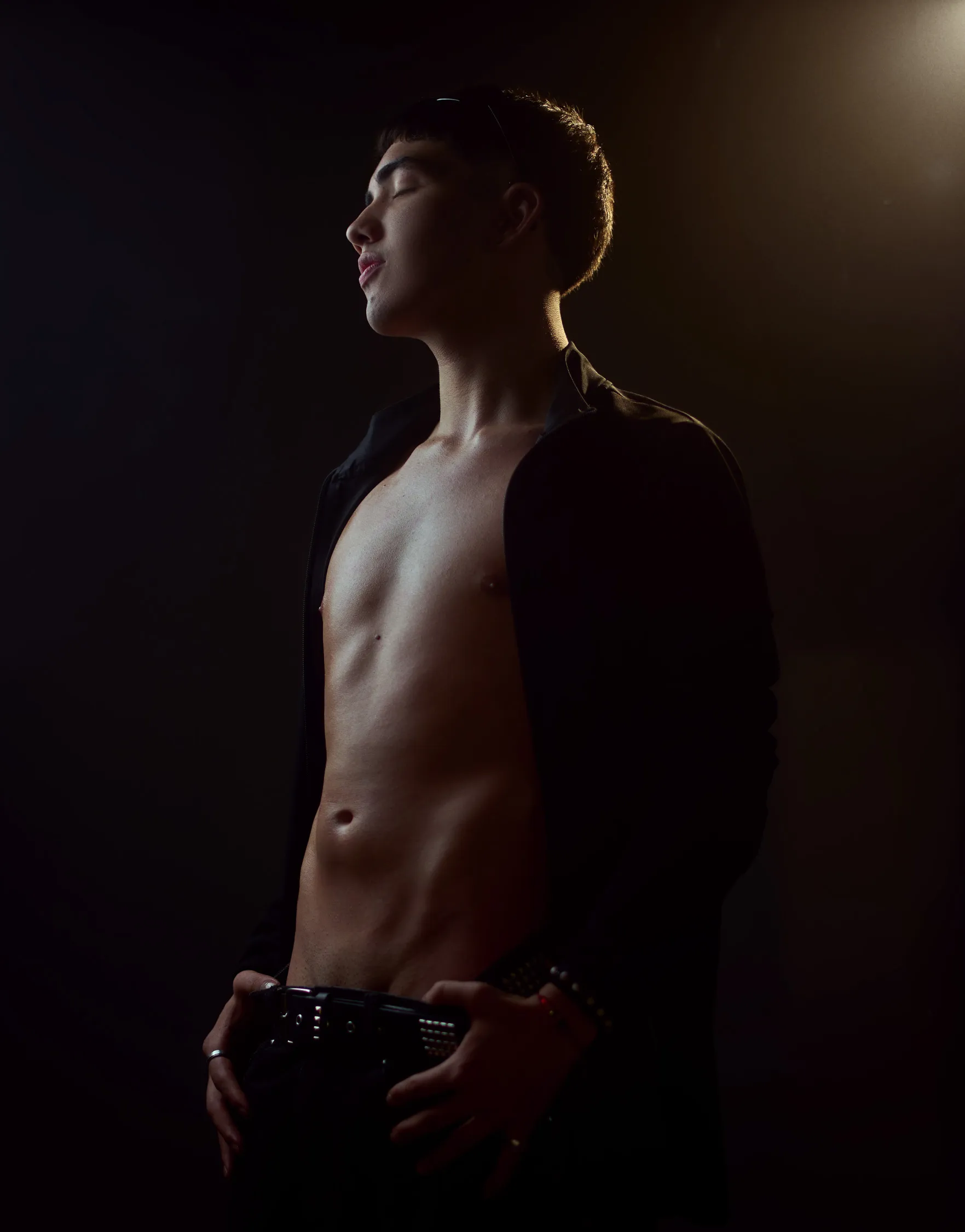 Performer AxelStong Photo 3