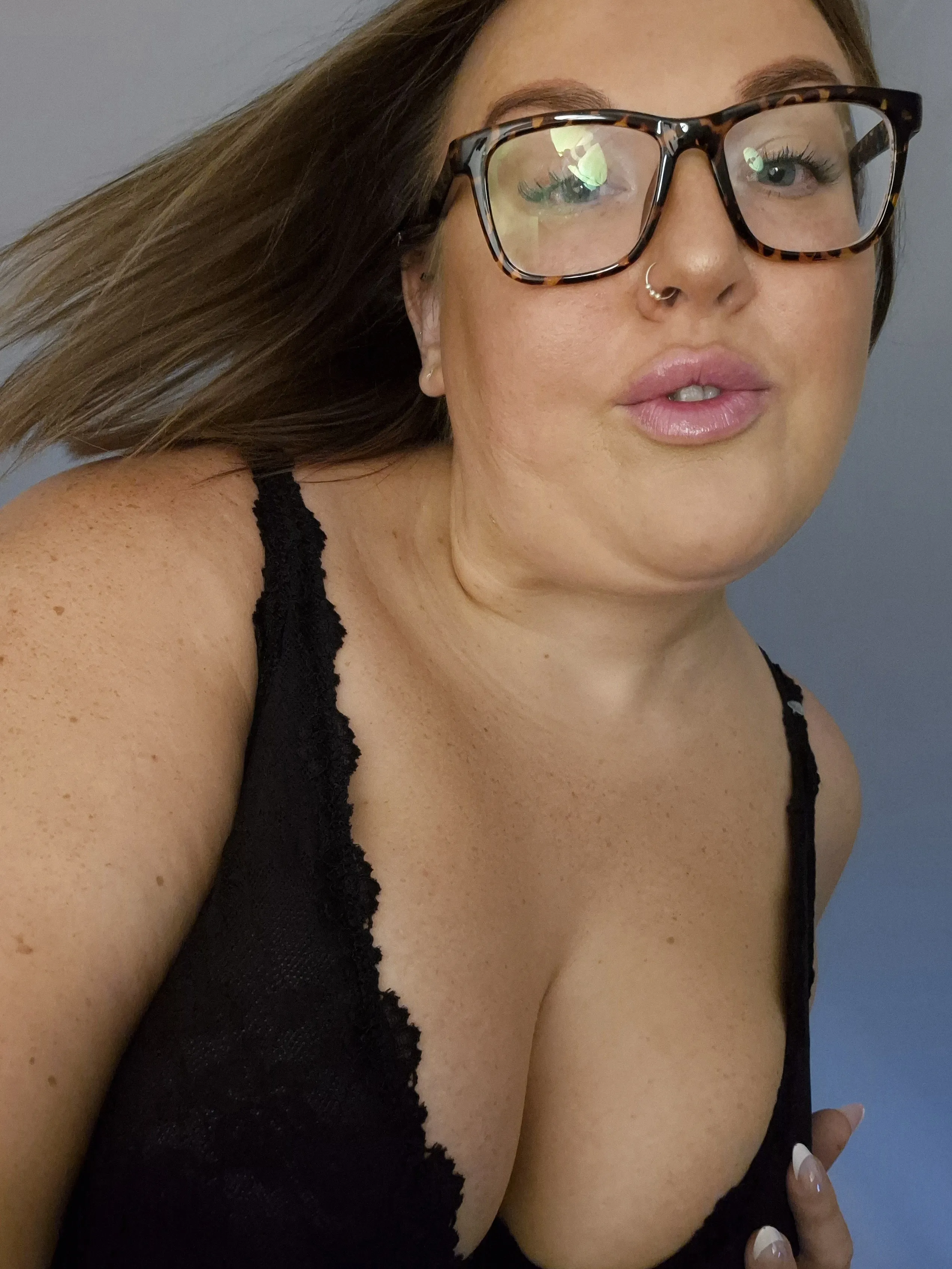 Artist CuteAndCurvyX Foto 3