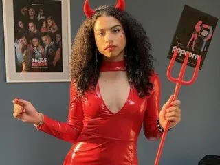 DAPHNE_ABIGAIL