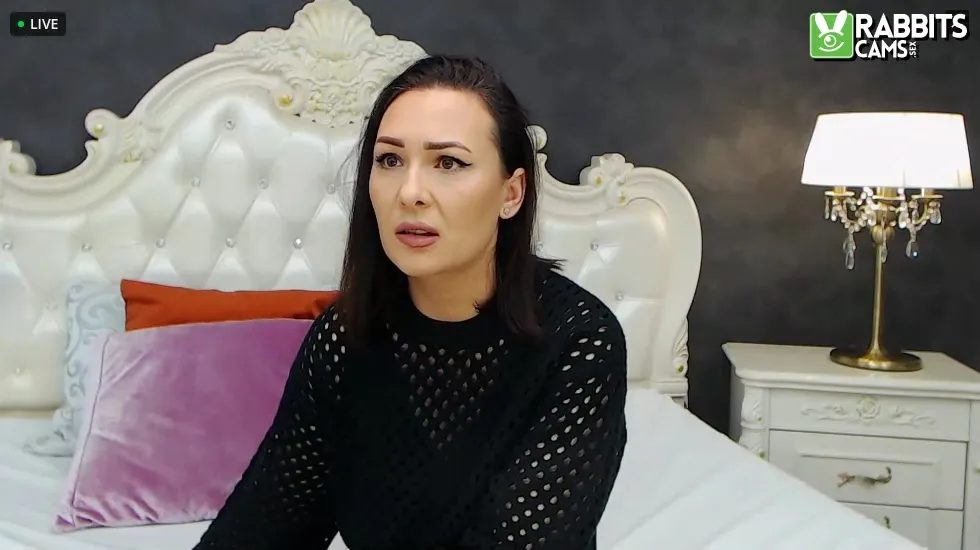 Artist KarinaWinters Video 1