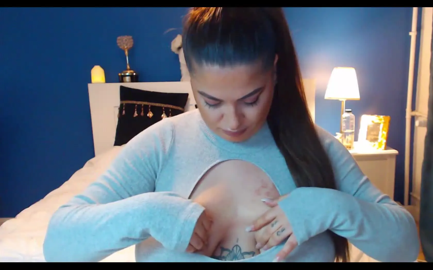 Artista KAITLYNN Video 1