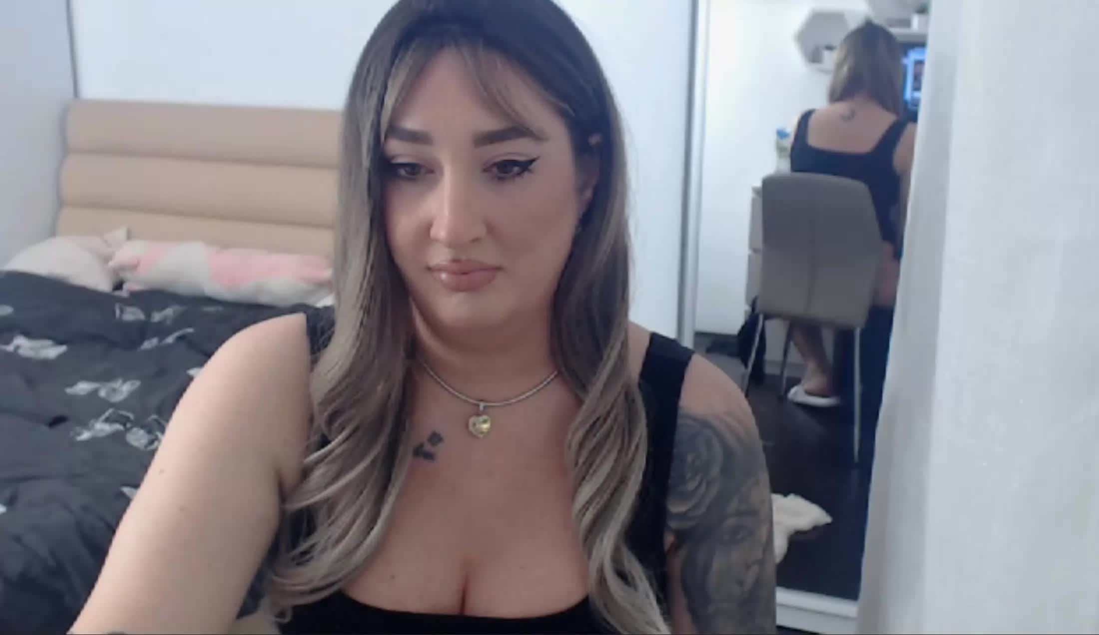 Utøver NaughtySheHot Video 2