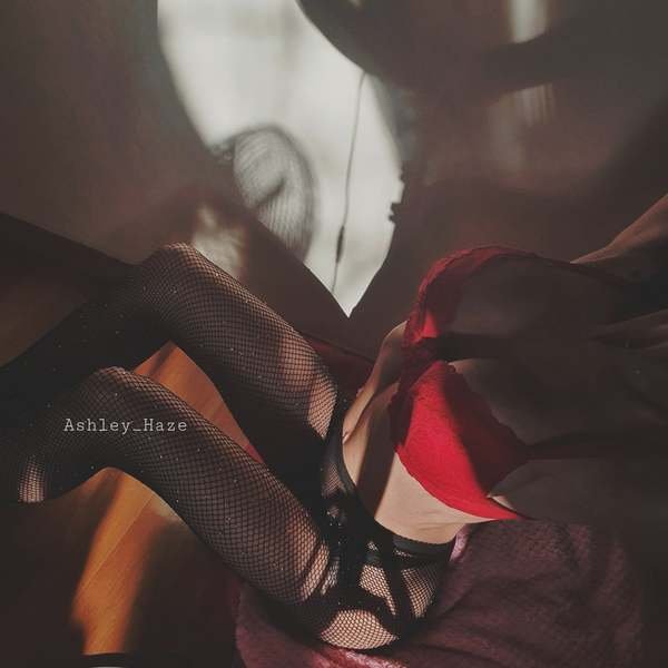 Performer Ashley_Haze Photo 9