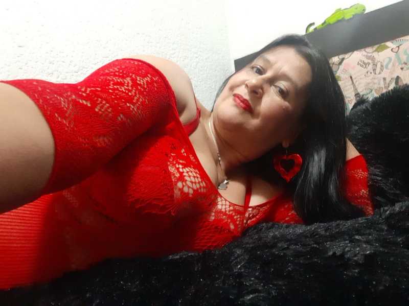 Performer KinkyVioletXX Photo 9