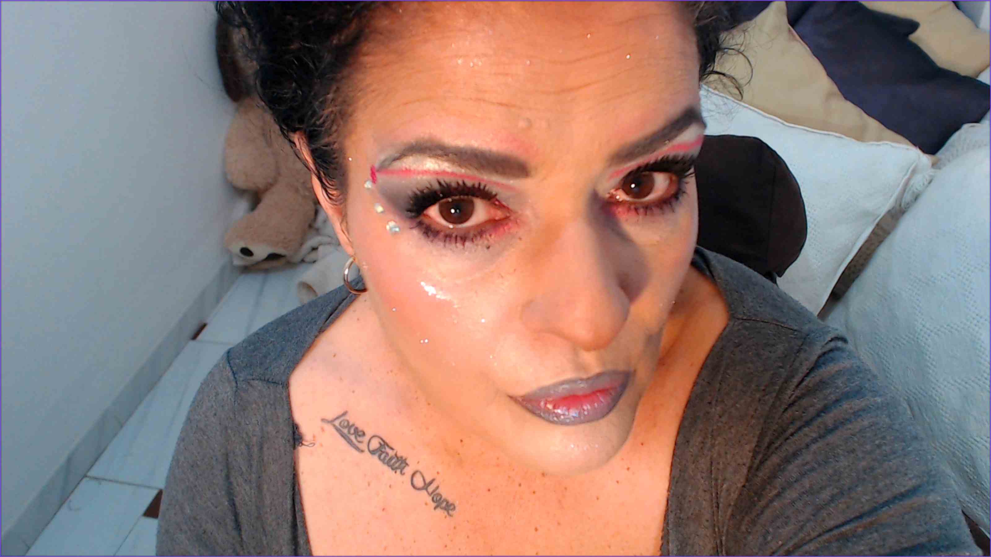Performer SultryLola Photo 12