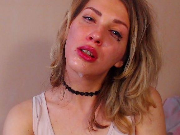 Vixen_Scarlett profielfoto van cam model 