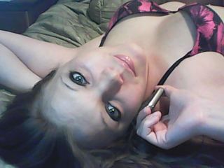 envirayne cam model profile picture