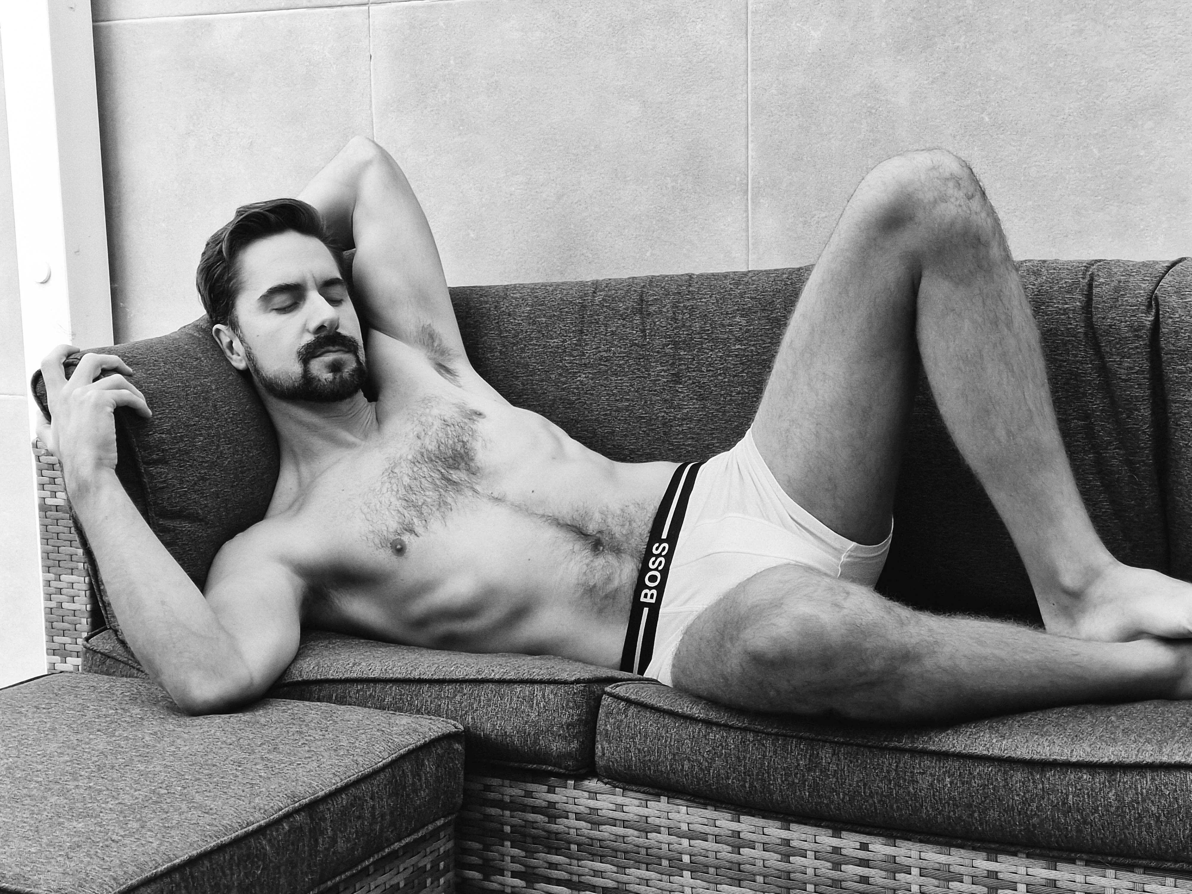 Performer AntonioWest Photo 2