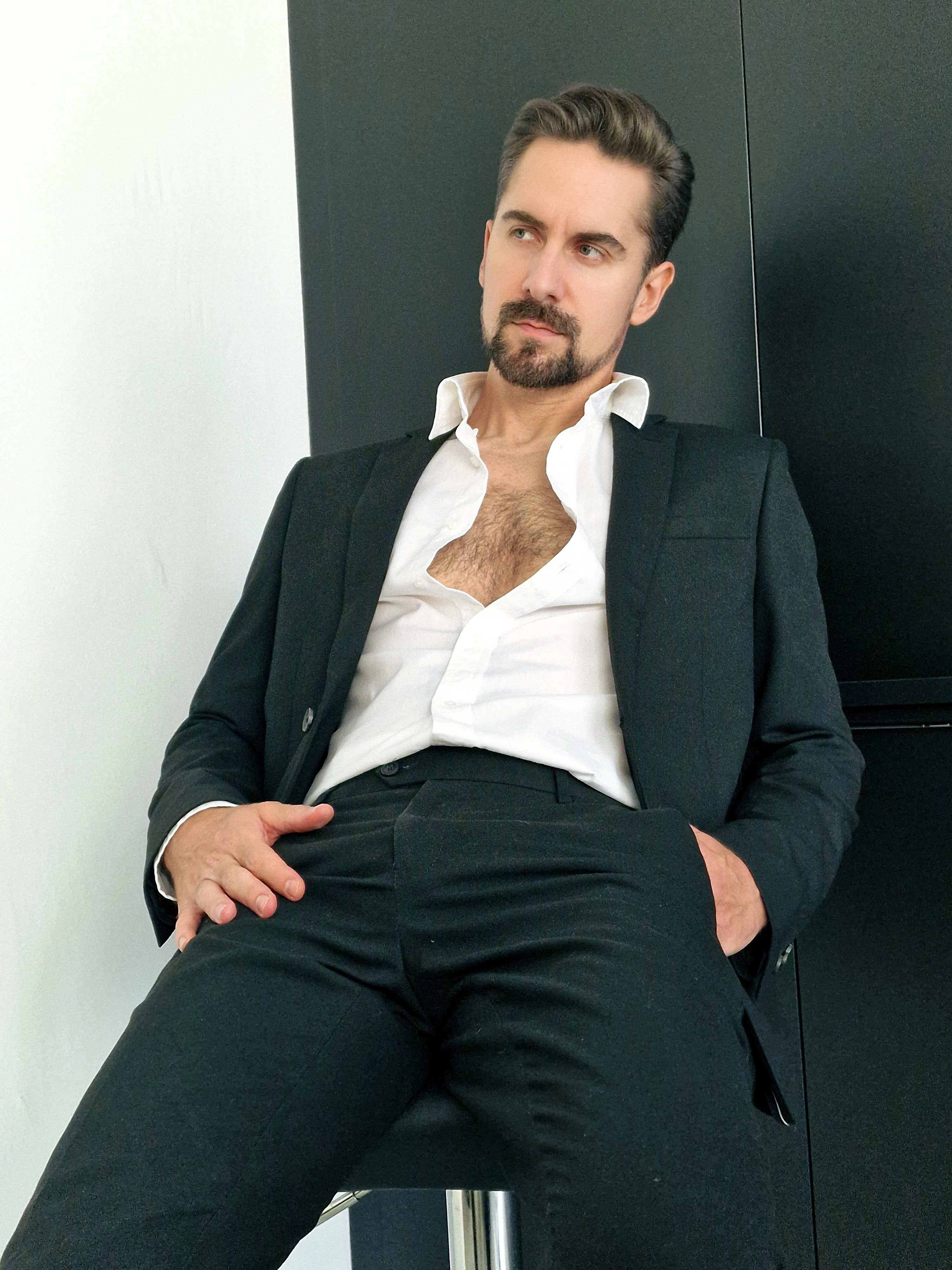 Interprete AntonioWest Foto 1