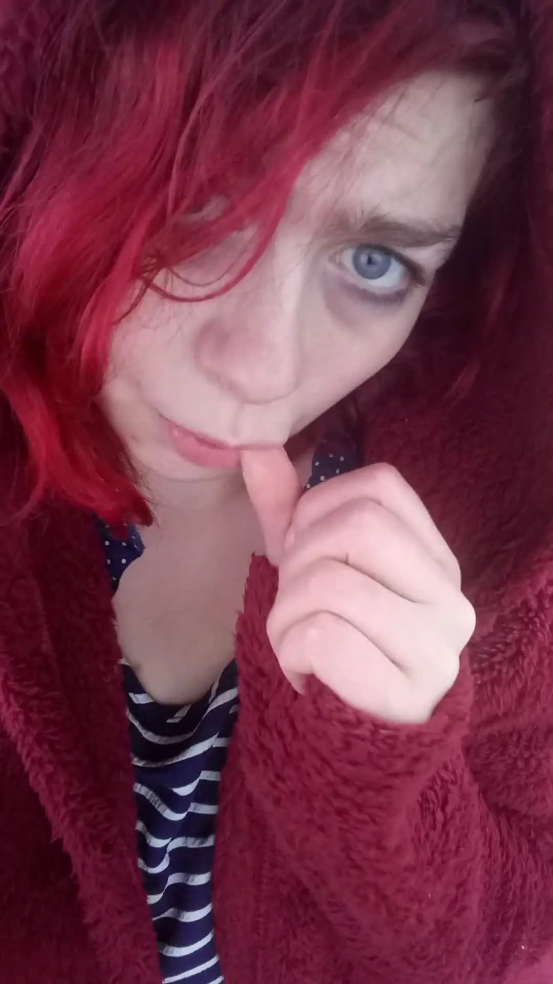 Performer Djinni Video 2