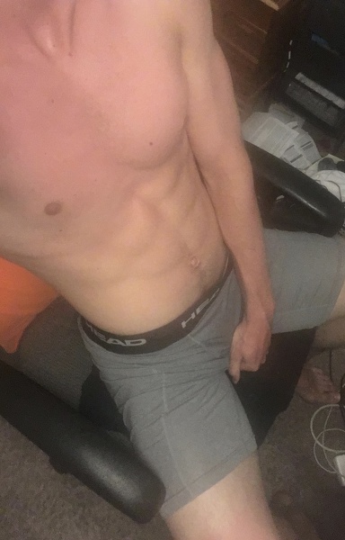 Intérprete ijustturned18lol Foto 3