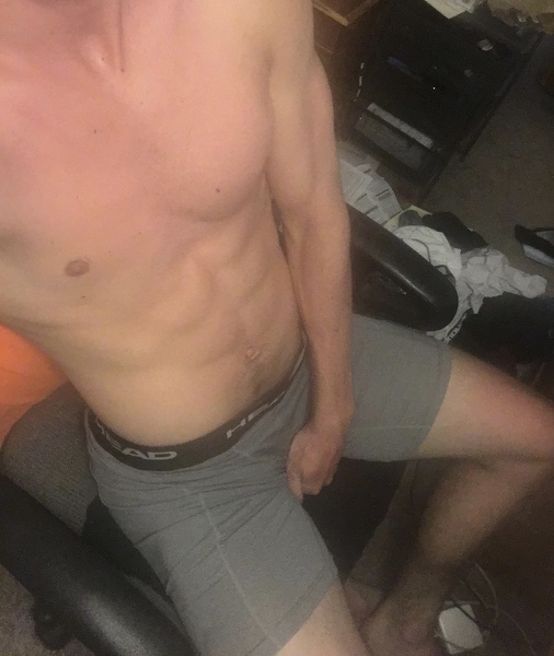 Intérprete ijustturned18lol Foto 4