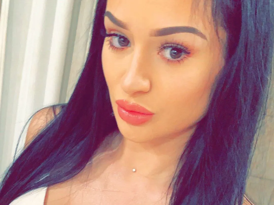 Imagen de perfil de modelo de cámara web de AlysiaRose