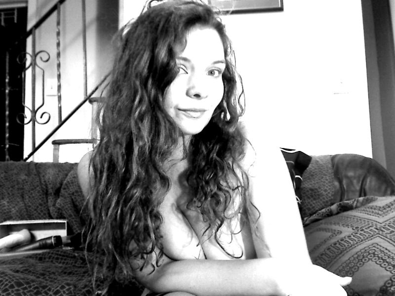 Interprète Nicolle69XXX Photo 10