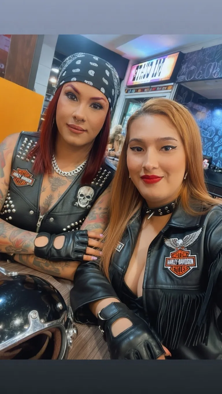 Artista Twobabyhot Foto 4