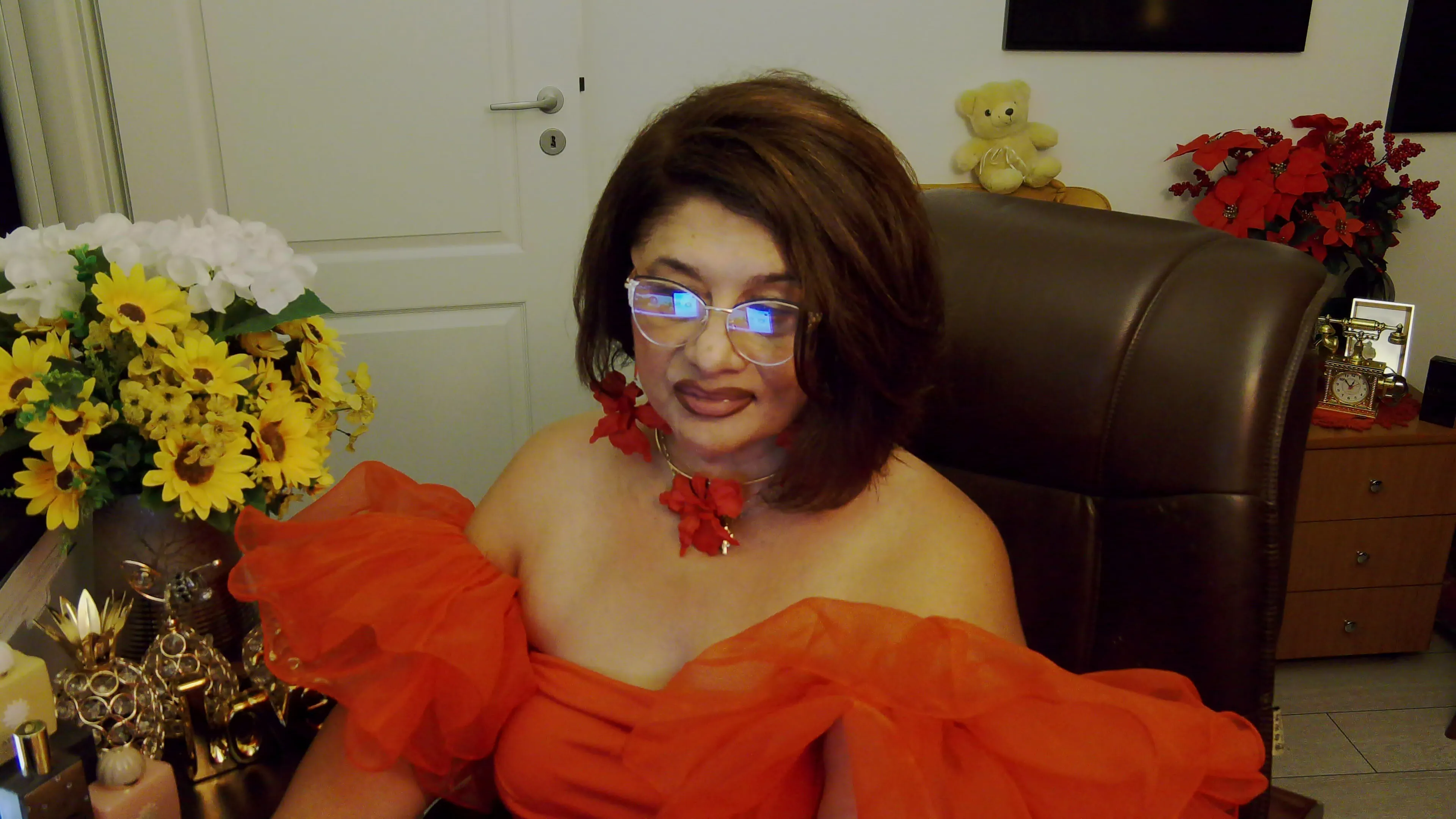 Interprète ClassybutNaughty Photo 6