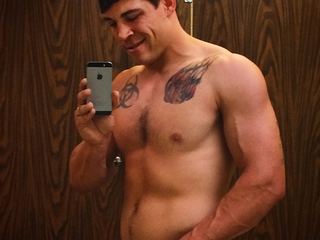 Imagen de perfil de modelo de cámara web de MichaelMusic