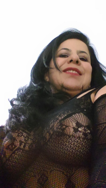 Performer MILF_Selena Photo 4