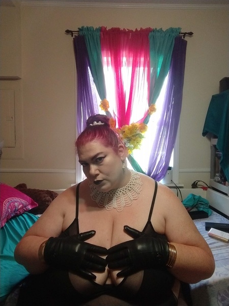 Performer MistressKalah Photo 10