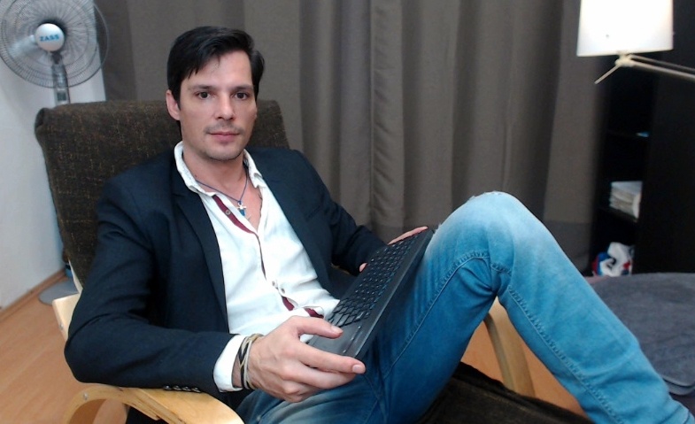 Intérprete CristianNude Foto 12