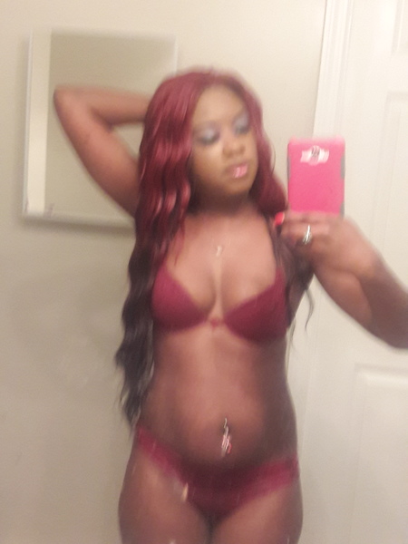 Interprète TastyTawnii Photo 2