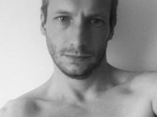 Image de profil du modèle de webcam ukdazzz