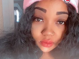 Image de profil du modèle de webcam SummerLuvBliss