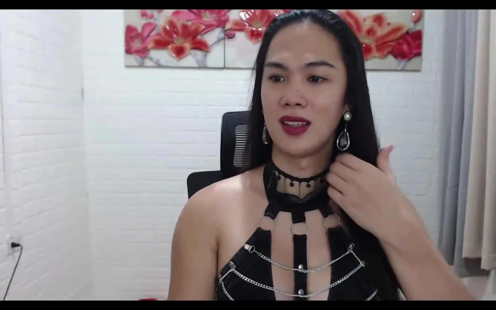 Interprete MissBigCockDoLL Video 2