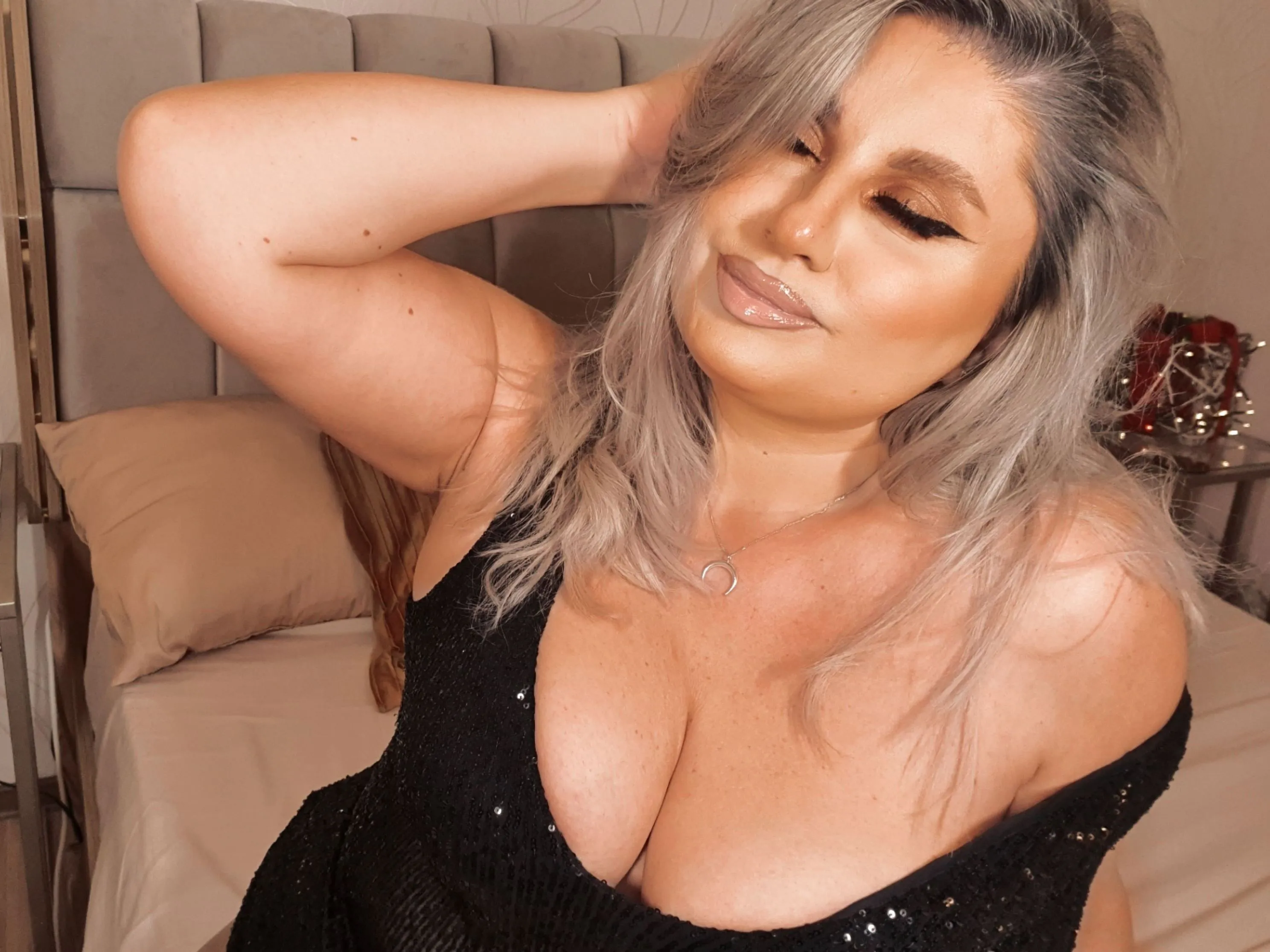 Foto de perfil de modelo de webcam de Ivvymuse