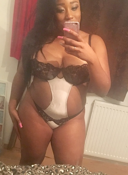 Artista Nyla_Rose Foto 4